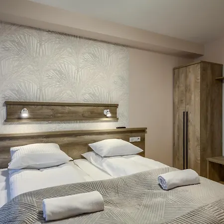 Wiktoria Krynica-zdroj Konukevi 4*
